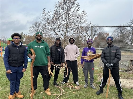 Volunteers at Candy Cane Park Volunteer Workday