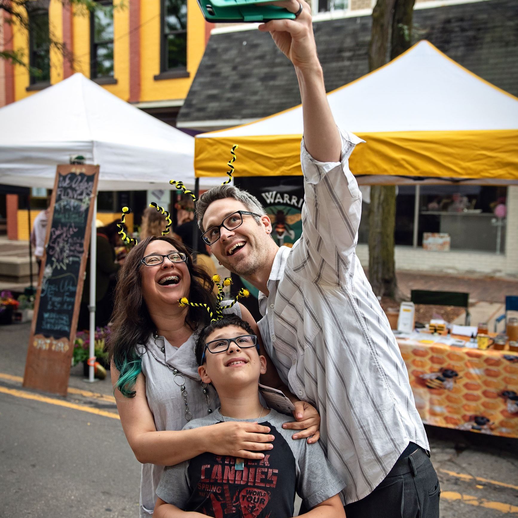 YDDA_First_Fridays_Honeybee_Festival_020